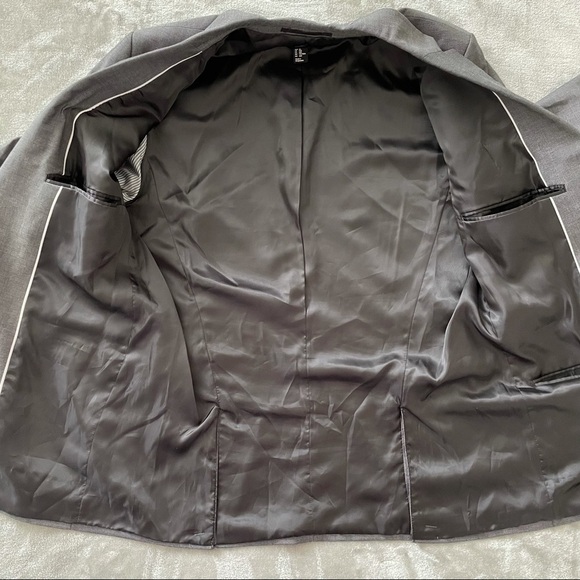 H&M Regular Fit Gray Blazer Size 40R - Picture 2 of 7